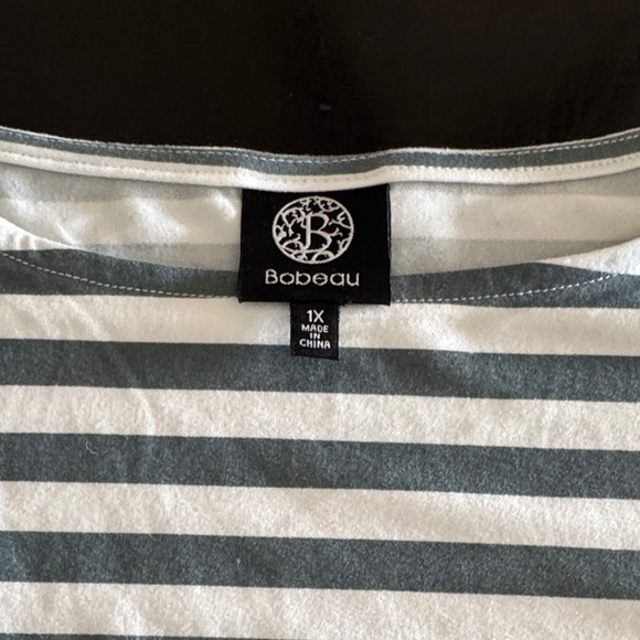 Bobeau WomensLong Sleeve Shirt in Blue and White Stripes - Picture 2 of 4